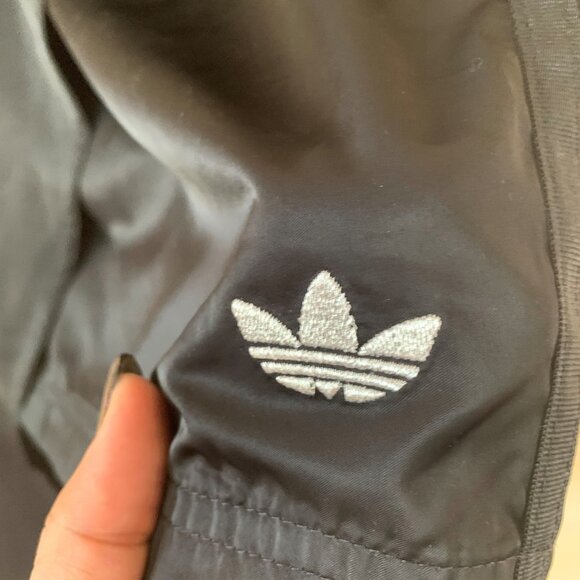 2/$40 adidas Asymetrical skirt with pockets and Silver embroidered Tri-foil logo - Picture 11 of 11